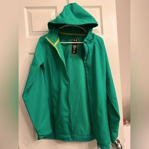 Under Amour lightweight jacket!! Size SMALL!